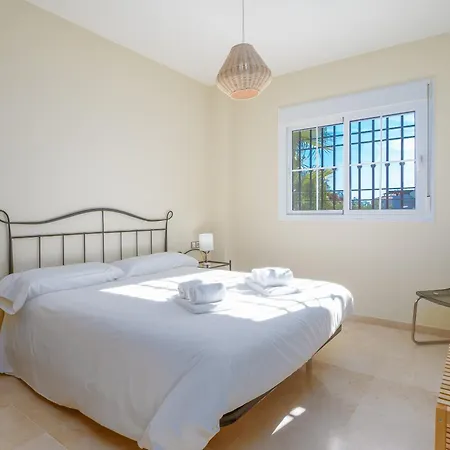 2044-groundfloor With Huge Terrace And Pools Apartment